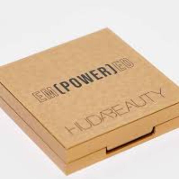 Huda Beauty Empowered Face Gloss Highlighting Dew - Picture 5 of 5